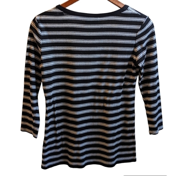 Nanette Lepore long sleeved knit shirt with detail on both shoulders siz… - Picture 3 of 9